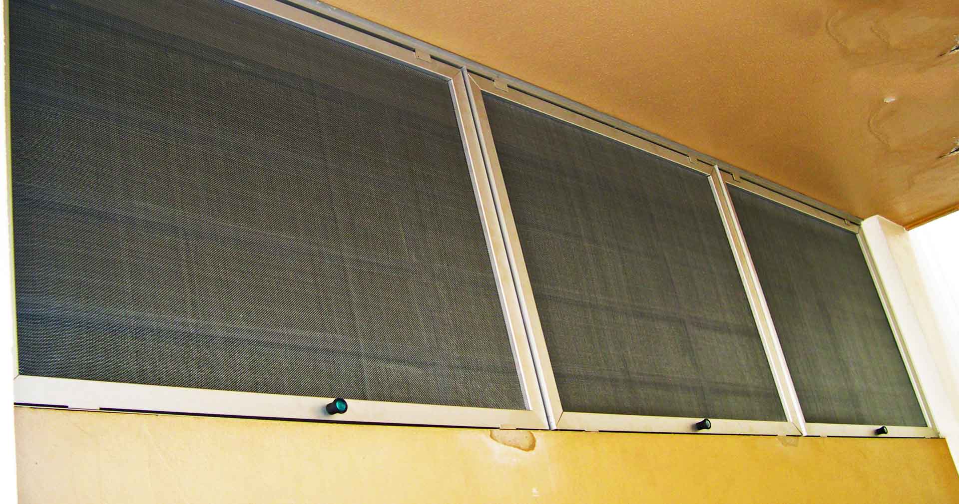 Telas Mosquiteiras Nas Portas e Janelas